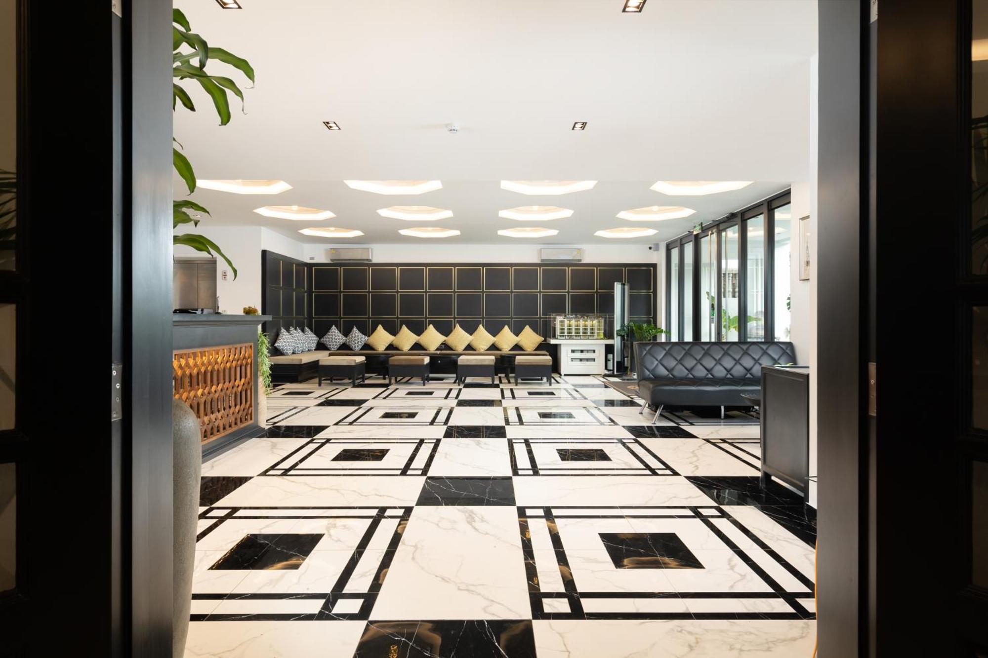 Glory Boutique Suites 清迈古城荣耀精品酒店 Chiang Mai Dış mekan fotoğraf
